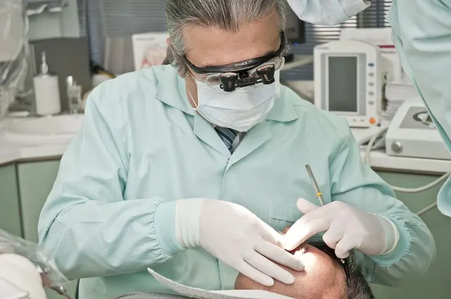 Les Soins Dentaires Incontournables pour un Sourire Éclatant